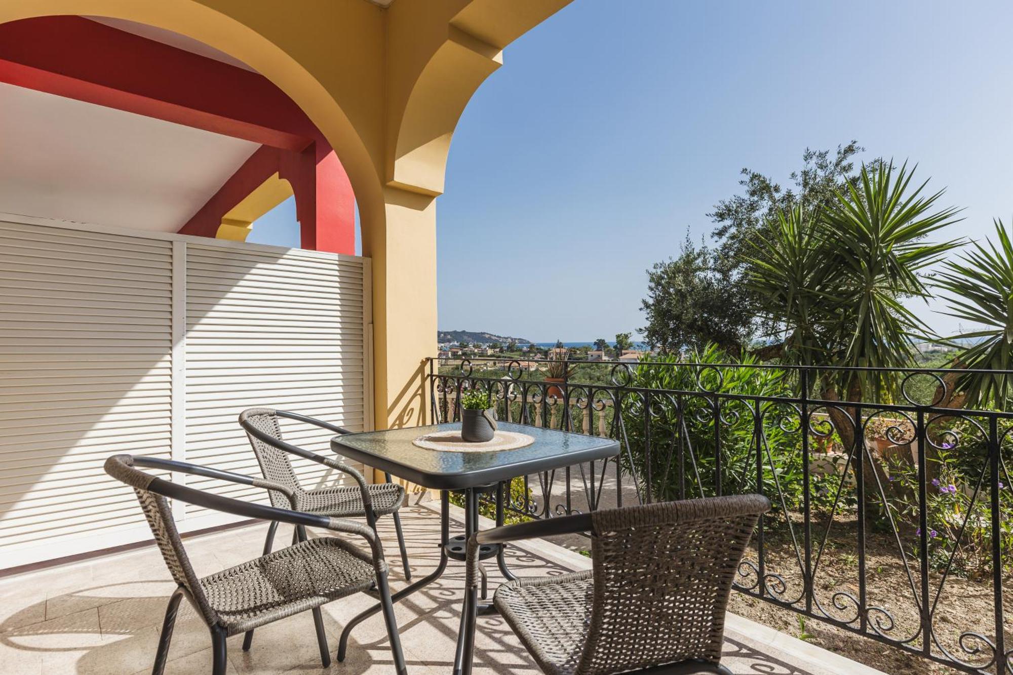 P Koklas Apartments Zakynthos Buitenkant foto