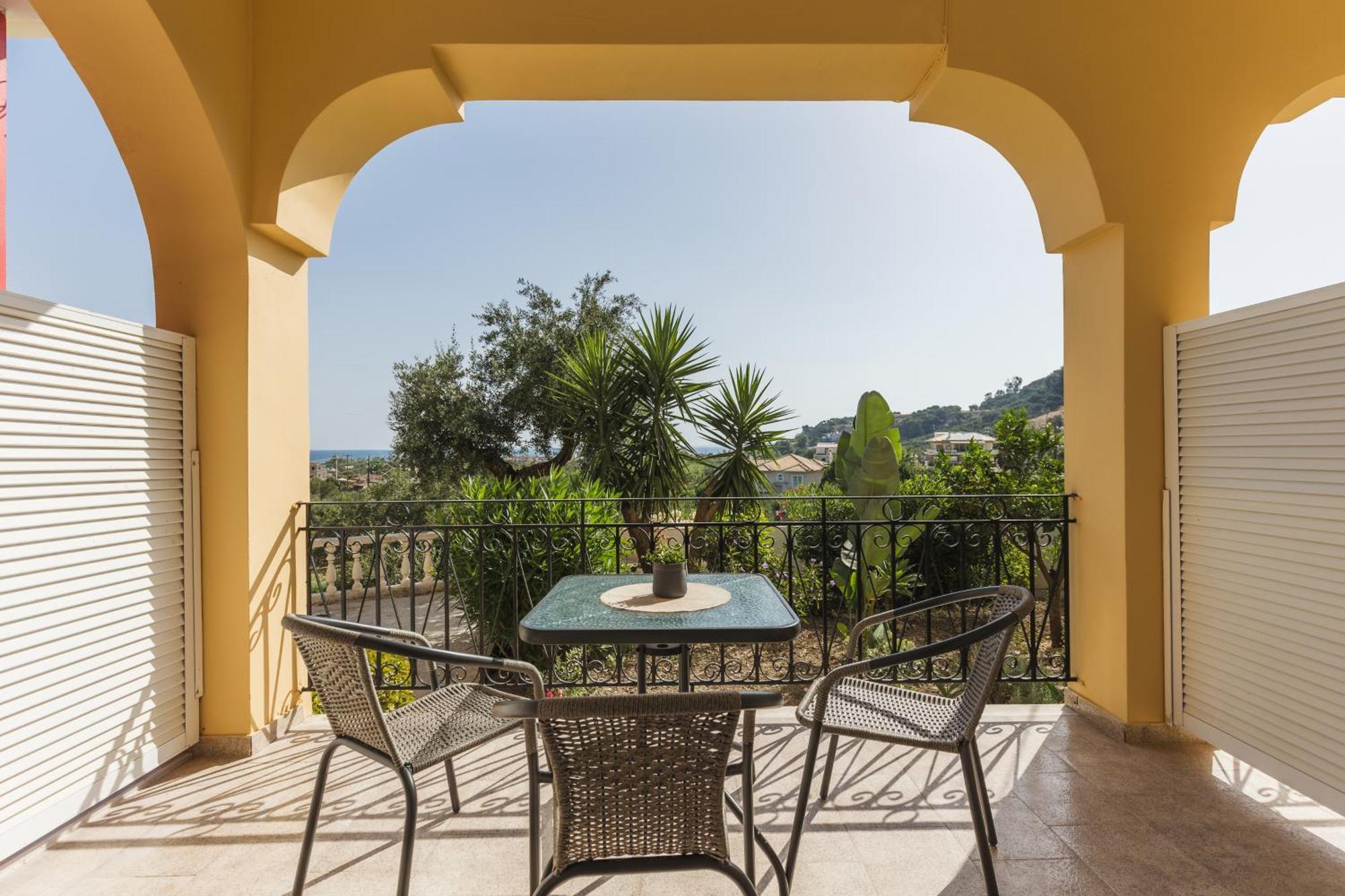 P Koklas Apartments Zakynthos Buitenkant foto